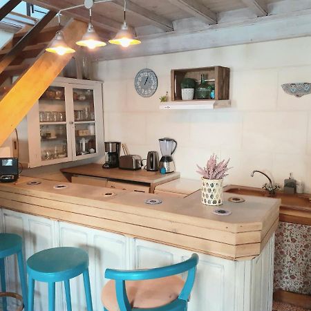 마우세인레알파일즈 La Capucinette A L'Ombre Du Marronnier 빌라 외부 사진