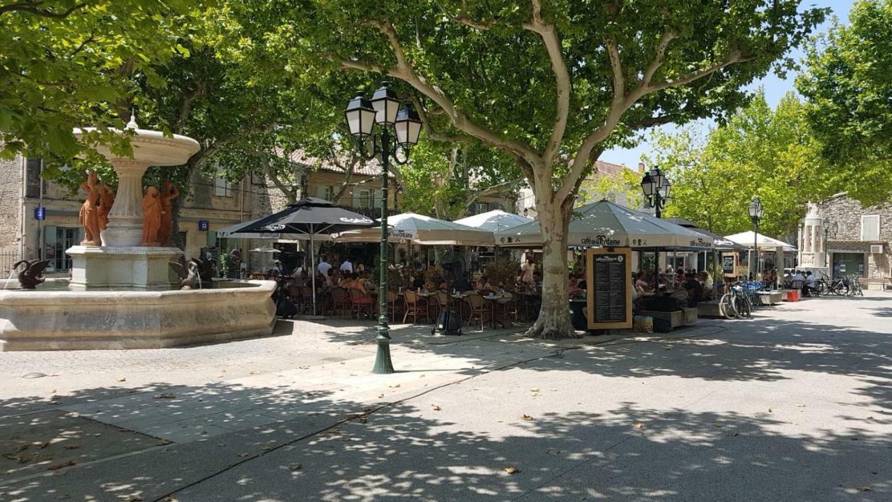 마우세인레알파일즈 La Capucinette A L'Ombre Du Marronnier 빌라 외부 사진
